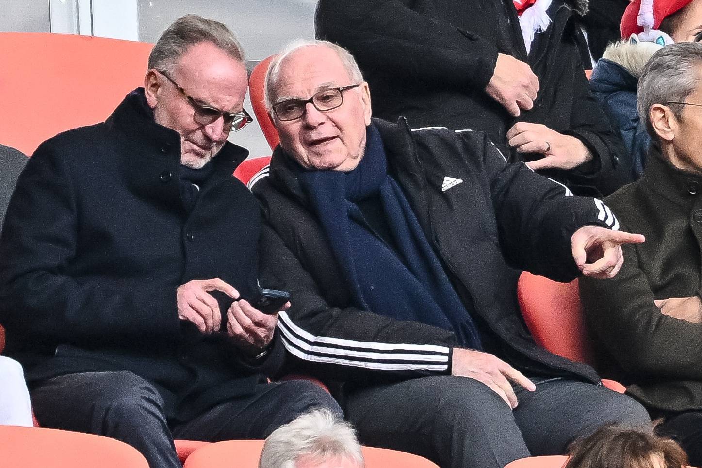 鲁梅尼格：希望欧冠决赛能延续半决赛的高水平 我更想国米夺冠